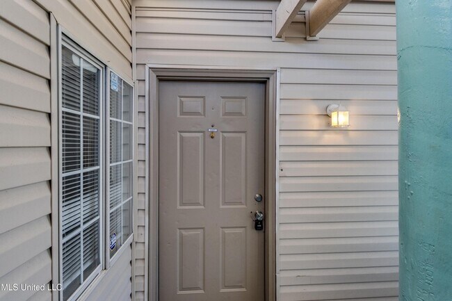 Photo - 245 Mc Donnell Ave