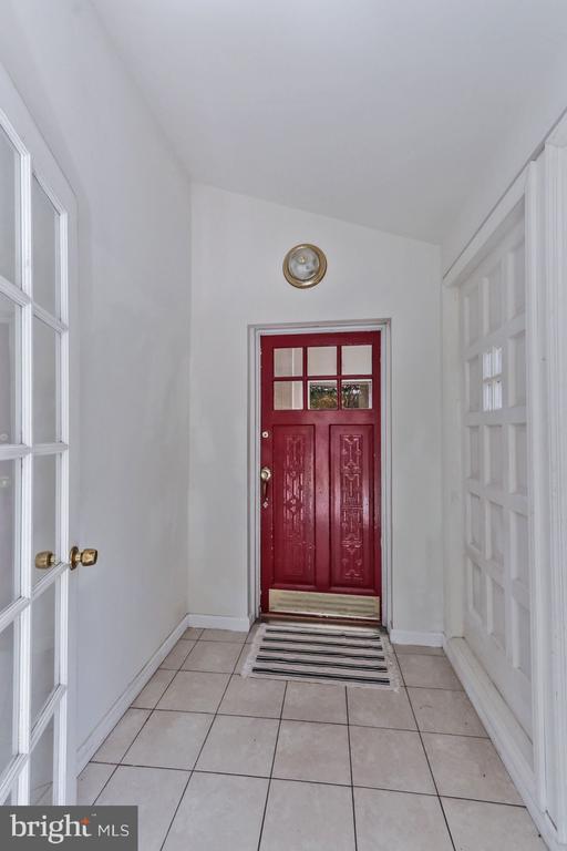 Photo - 204 Lakeview Ave