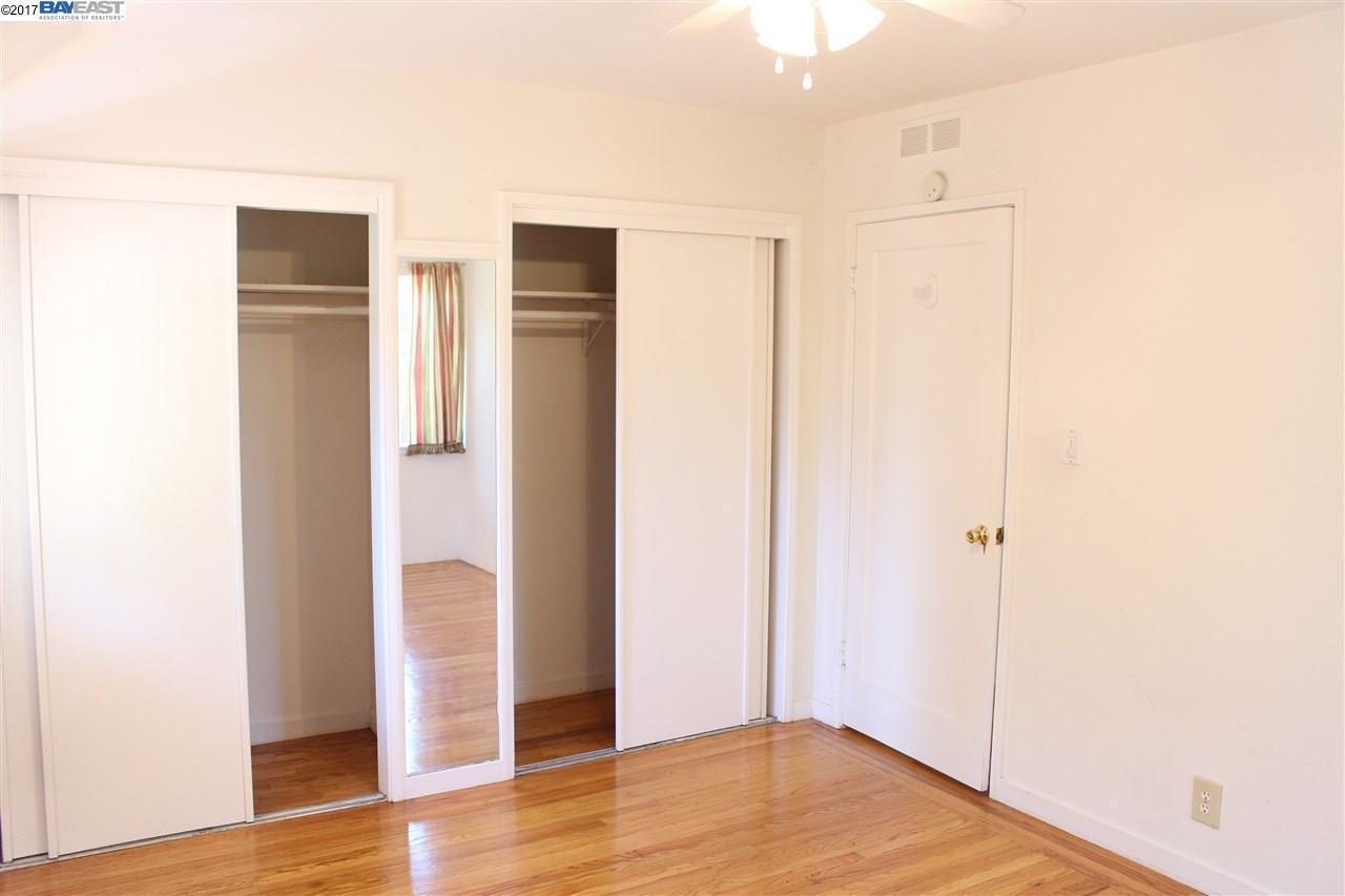 Photo - 15884 Connolly Ave