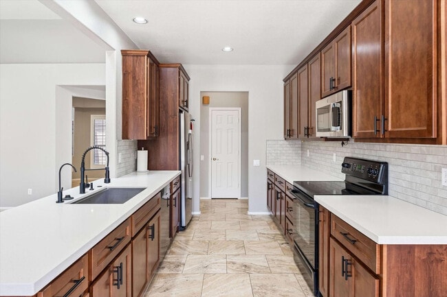 Photo - 19440 N 33rd Pl