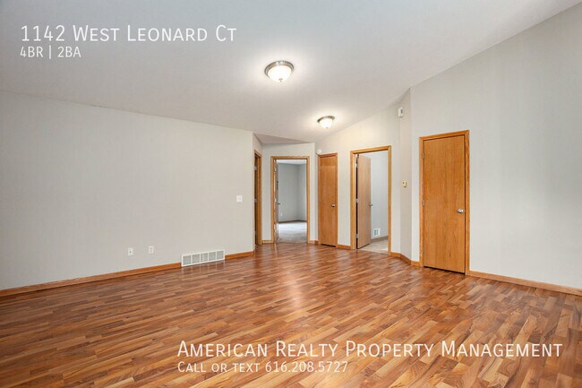 Photo - 1142 W Leonard Ct