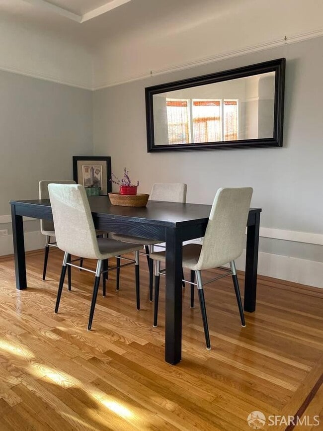 Photo - 270 25th Ave