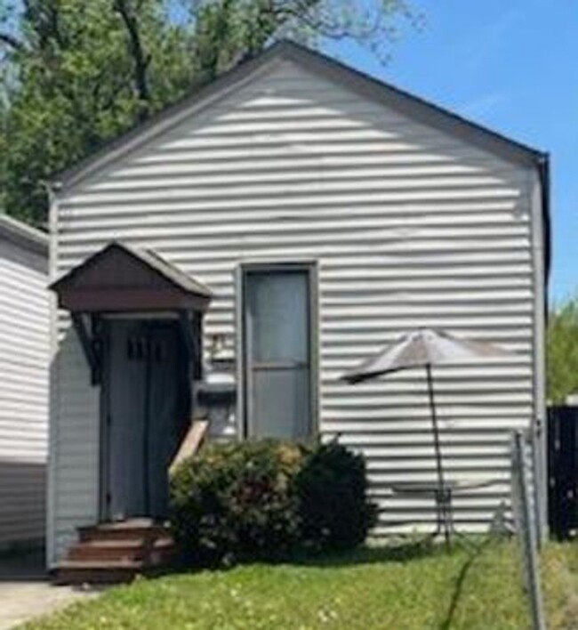 2BR/1Ba House - 2BR/1Ba House