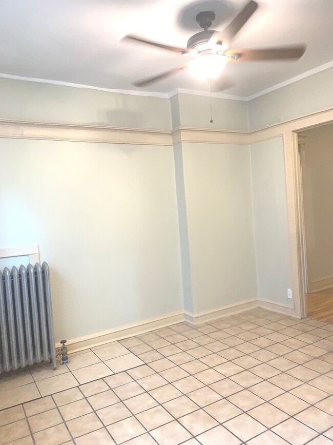 Photo - 836 W Sunnyside Ave Unit 1S