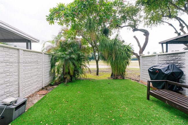 Photo - 19230 Bob-O-Link Dr