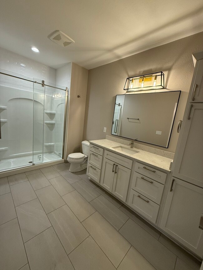 Photo - Canterbury Court Apartments