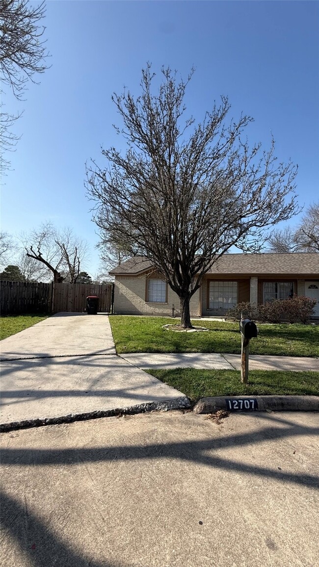 Photo - 12707 Marble Dr