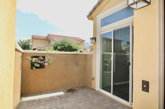 Photo - 52065 Graythorn Way