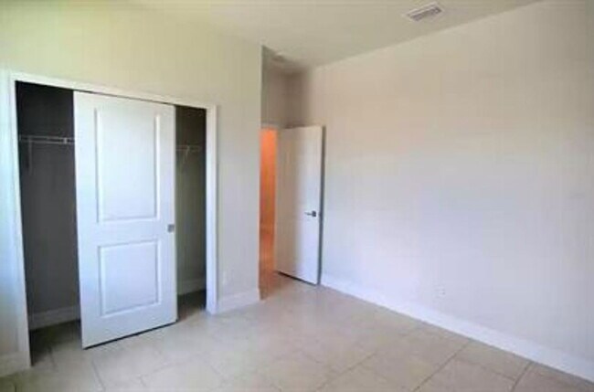 Photo - 1035 San Cristobal Ave