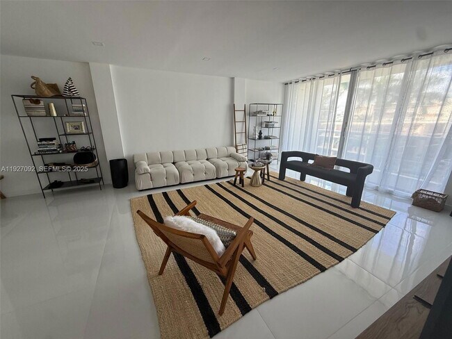 Photo - 9381 E Bay Harbor Dr Unit 402N