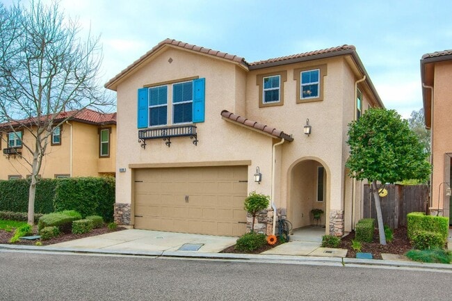 Building Photo - Four Bedroom Home in the Harlan Ranch Community