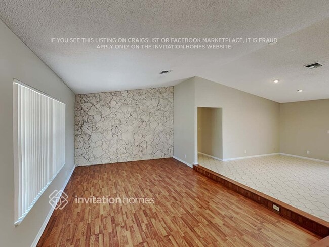 Photo - 11440 NW 18th Manor