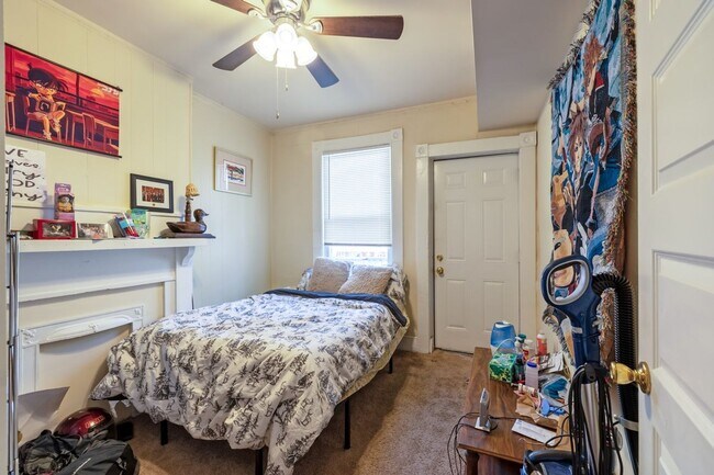 Photo - 621 N 32nd St Unit D
