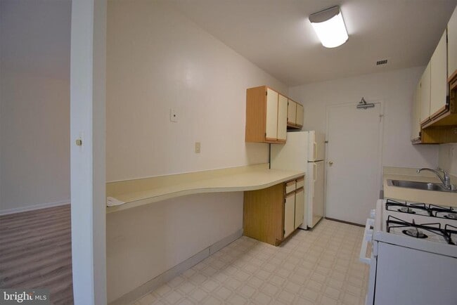 Photo - 6621 Wakefield Dr Unidad 107