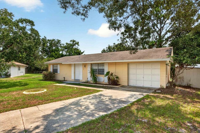 Photo - 328 Palos Ct