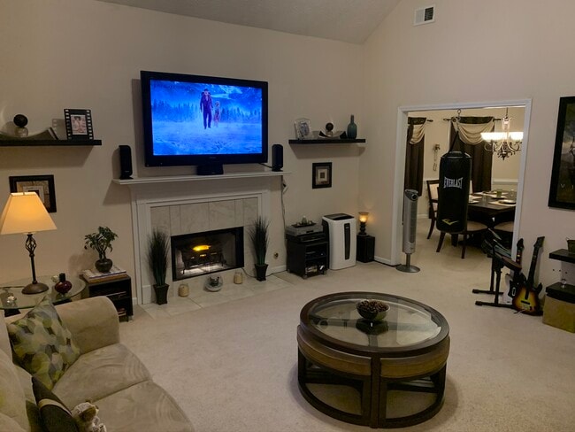 Photo - 1866 Whitley Rd