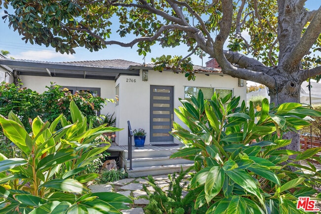 Photo - 2746 Stoner Ave