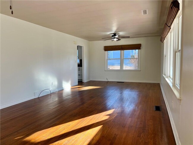 Photo - 436 E Prospect St