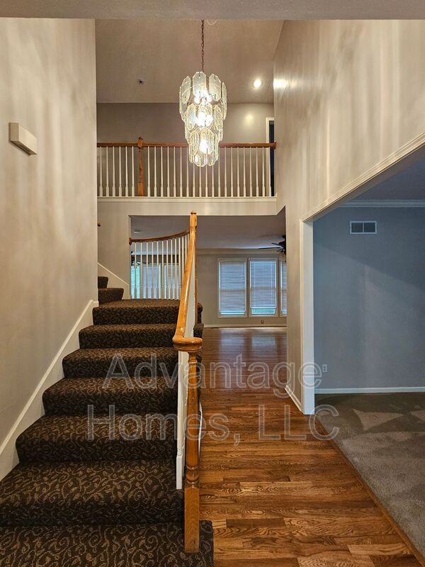 Photo - 14117 Parkhill Ln