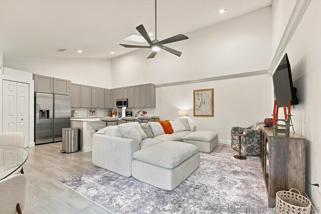Photo - 1343 Periwinkle Pl