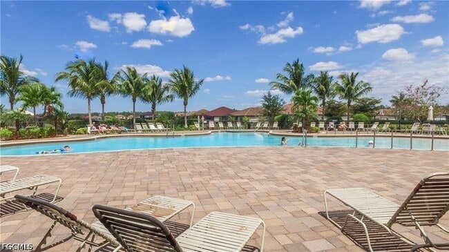 Building Photo - 10960 Cherry Laurel Dr