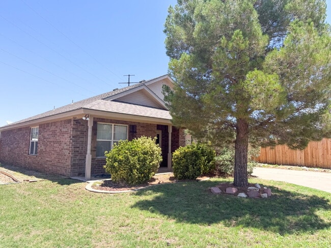 Photo - 3 Bedroom 2 Bath Located in Cooper District!