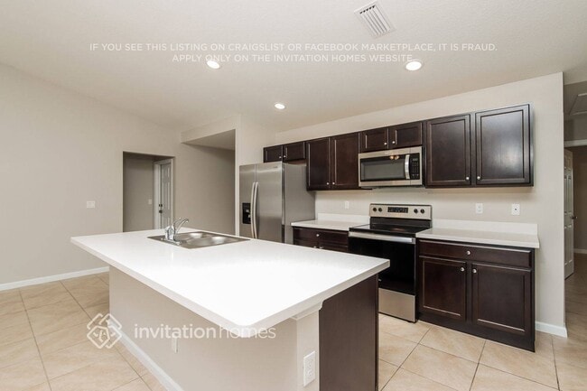 Photo - 555 NW North Macedo Blvd