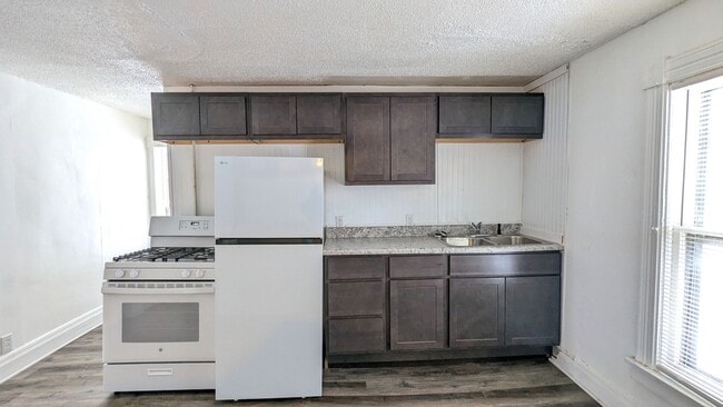 Photo - 2516 5th St Unit 2