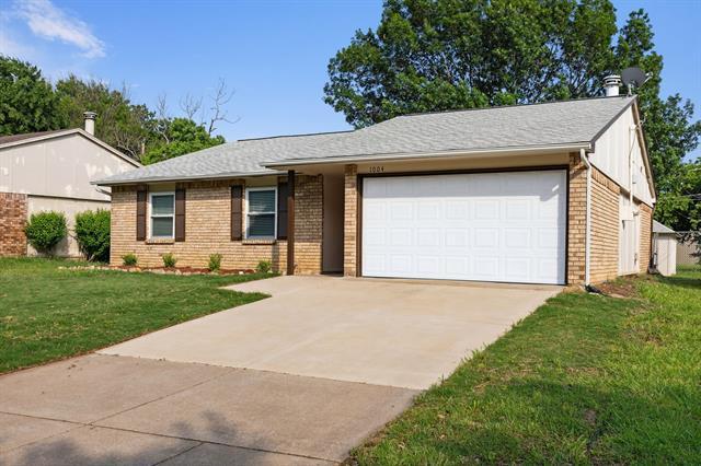 Photo - 1004 Fort Worth St