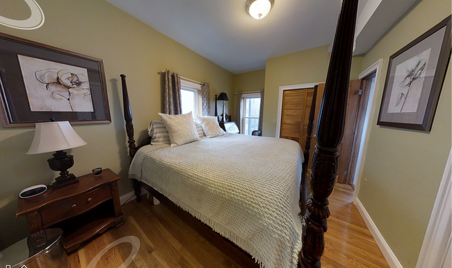 Photo - 1031 Tremont St Unit 4