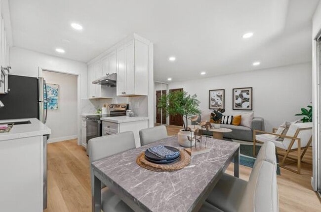 Photo - 280 Easy St Unit 55B