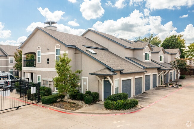 Photo - Preston At Tulane