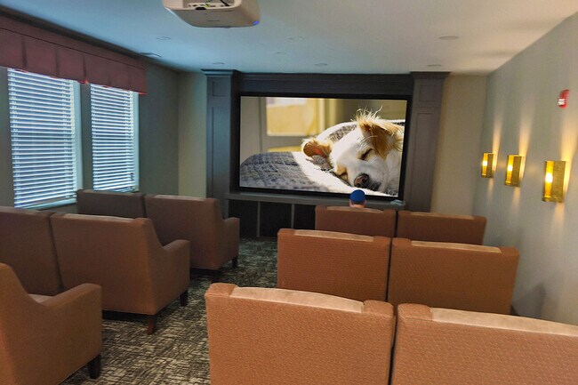 Photo - Encore Binford