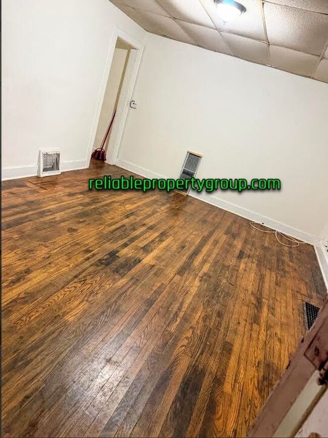 Photo - 610-612 W 3rd St Unidad 612 W 3rd St