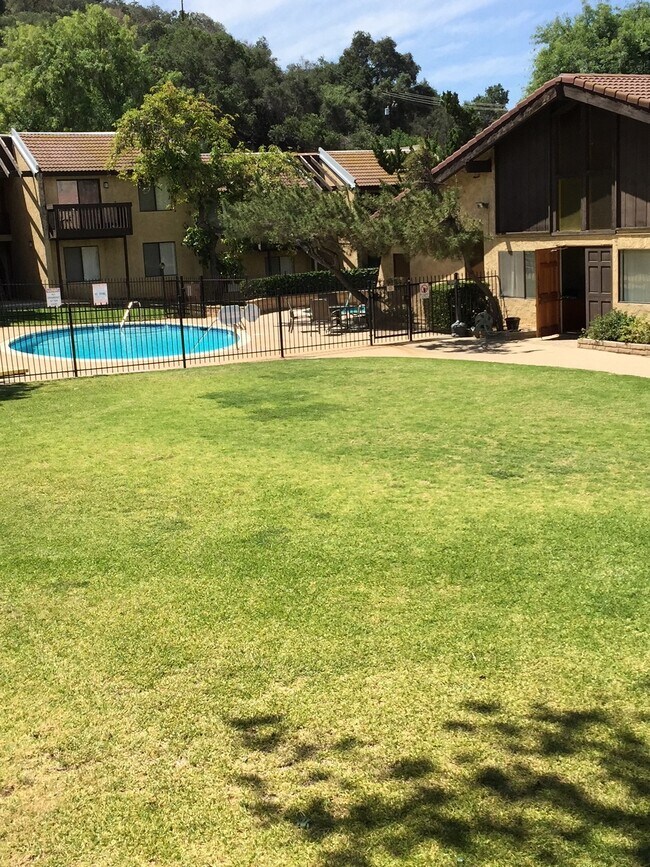 Photo - Glendora Hacienda Apartments