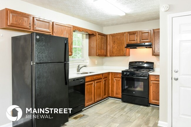 Photo - 50 King Alfred Ct