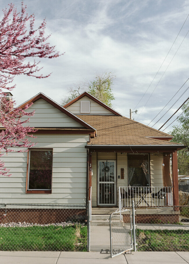 Cozy home in Rose Park - Cozy home in Rose Park