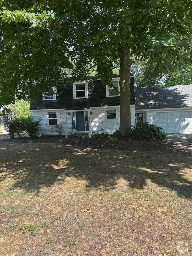 Building Photo - 955 Acorn Dr Rental