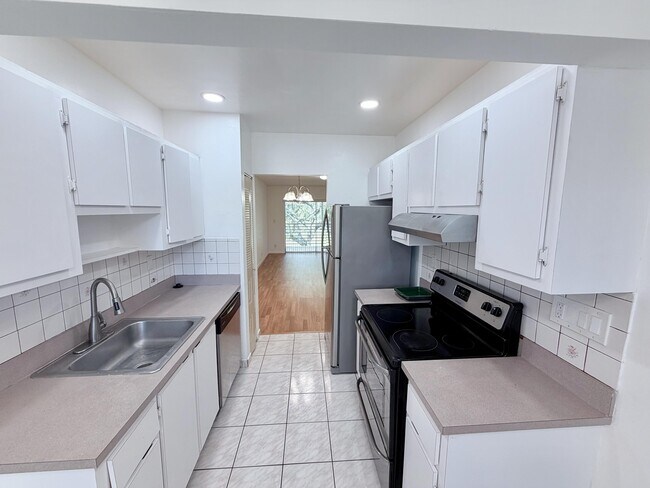Photo - 8405 NW 61st St Unit D305