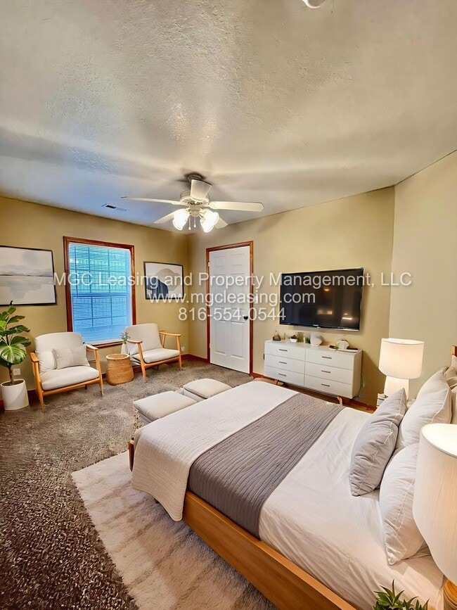 Photo - 706 Meadow Ct