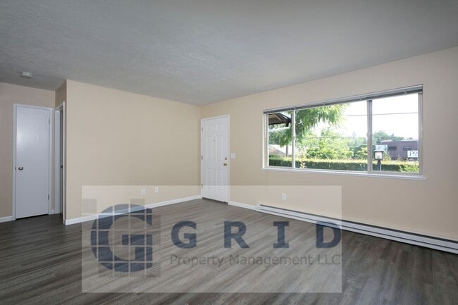 Photo - Gorgeous 2 Bedroom Apartment in Mt. Tabor - $500 MOVE IN SPECIAL! Unit 5109 (B)