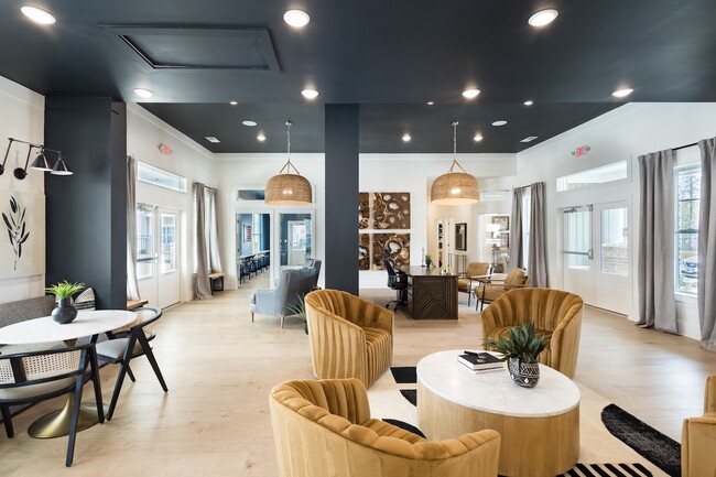 Photo - South Pointe at Wayside