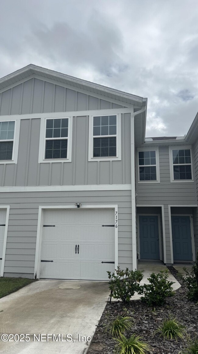 Photo - 7176 Luminary ln