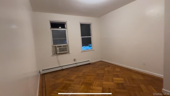 Photo - 220-29 Hempstead Ave