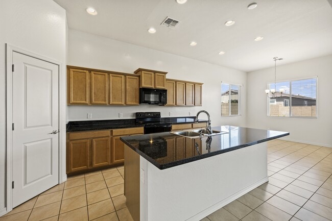 Photo - 6822 Claret Dr