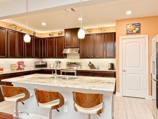 Photo - 1067 Toltec Trail