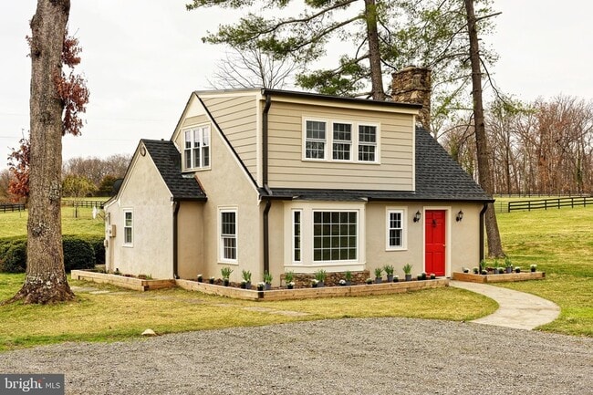 Building Photo - 2083 Atoka Rd