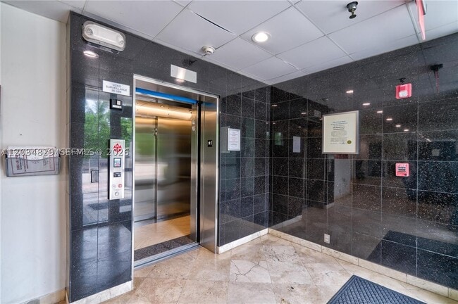 7800 Collins Ave Unit 508