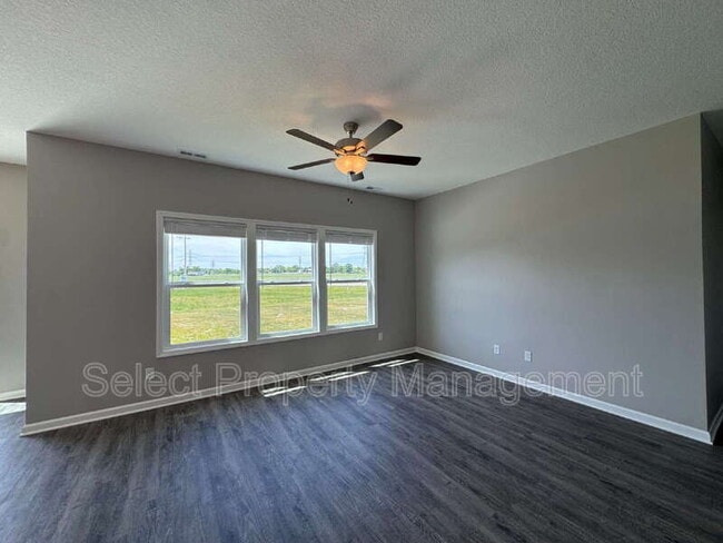 Photo - 8793 Elmont Cv