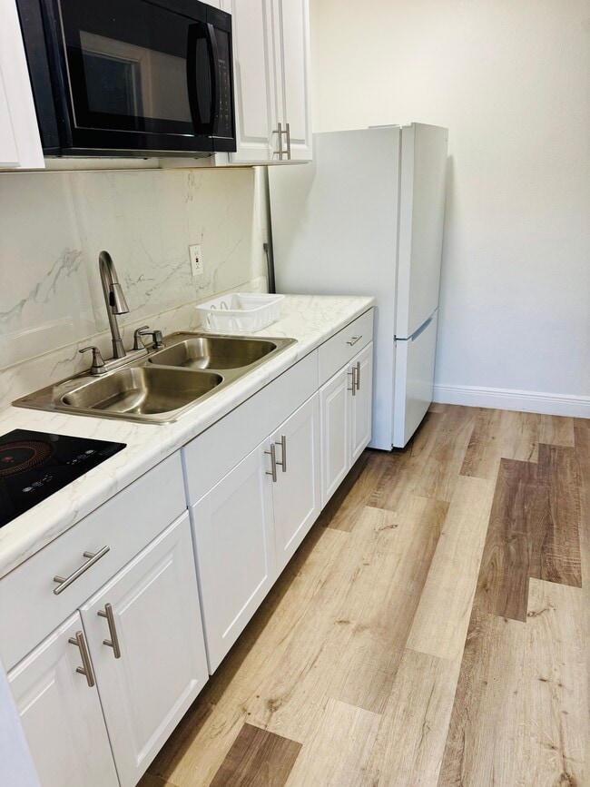 Photo - 4432 Perch St Unit Efficiency Studio Apt